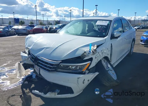 2017 Volkswagen Passat 1.8T Se из США, поврежденный, VIN 1VWGT7A34HC027765